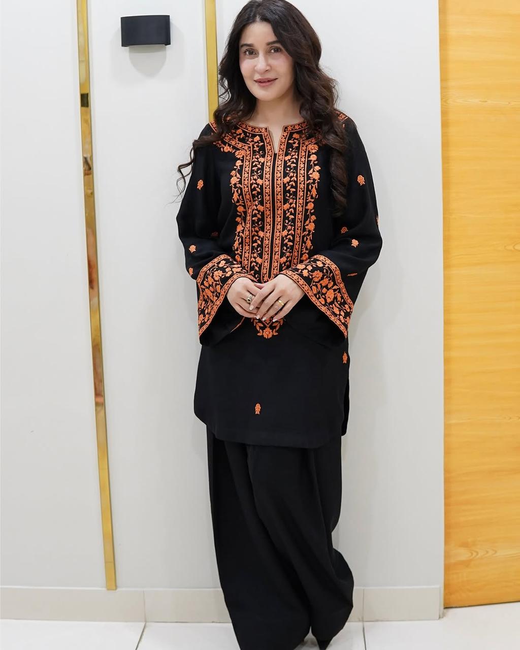 Luxury Embroidered 2-Piece Set