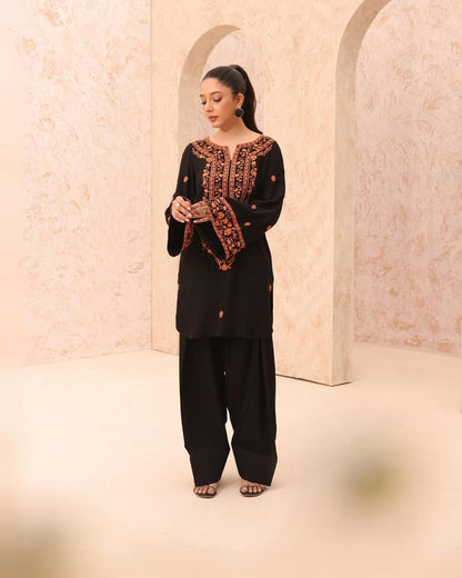 Luxury Embroidered 2-Piece Set